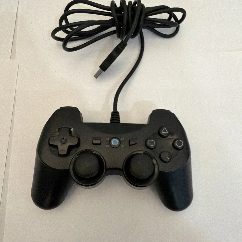 Lot (6) USB Wired Controllers PS3 Nyko Gigaware RadioShack Afterglow Untested